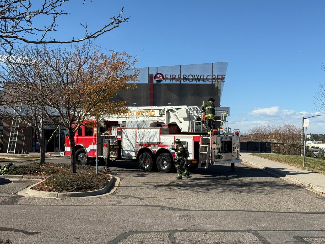 Commercial fire damages cafe in south Denver metro area - CBS Colorado