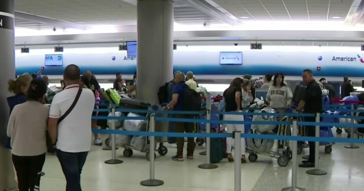 Government shutdown forces FAA to slash flights, hitting Miami and other major airports