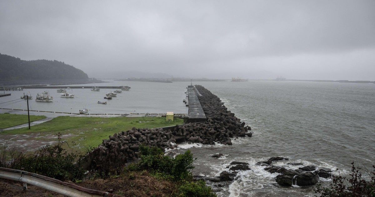 A powerful earthquake hits the northern coast of Japan; Previous Tsunami advisories have been lifted
