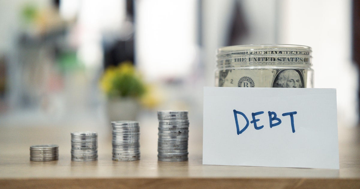 Дълговете на домакинствата се покачват стабилно на фона на днешната