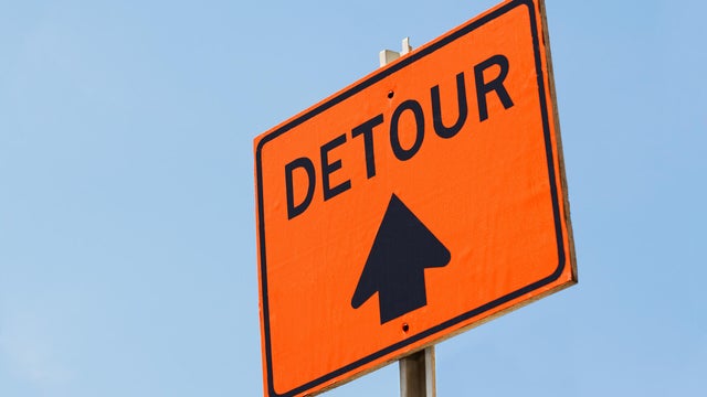 Detour sign 