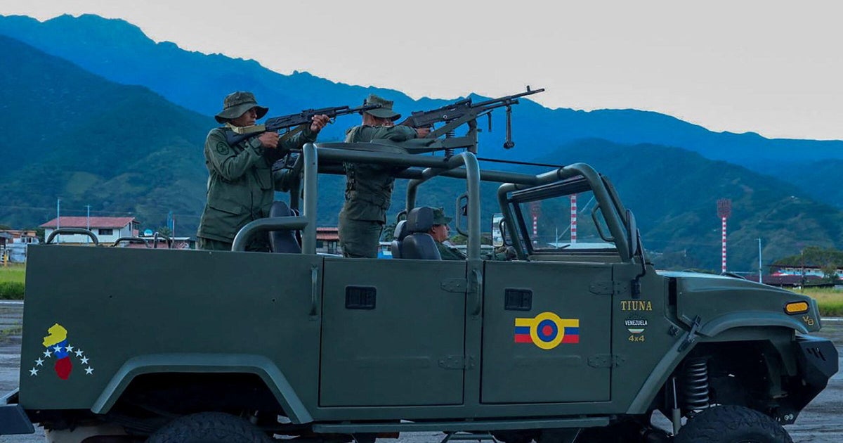 6 airlines cancel flights in Venezuela after FAA warns of risks from “escalated military disasters”