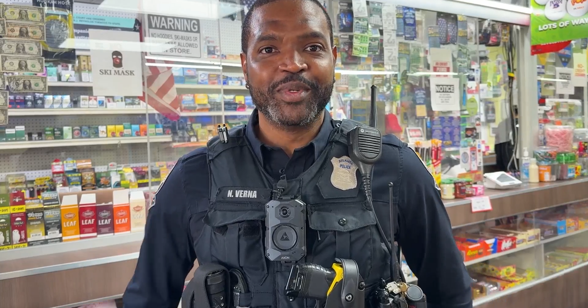 Atlanta officer's 10-second shopping challenge brings joy
