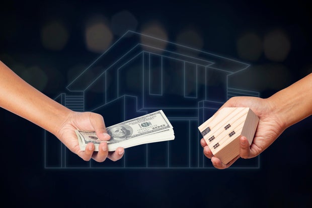 How much does a $20,000 home equity loan cost per month after the Fed's October rate cut? gettyimages-1345126134.jpg