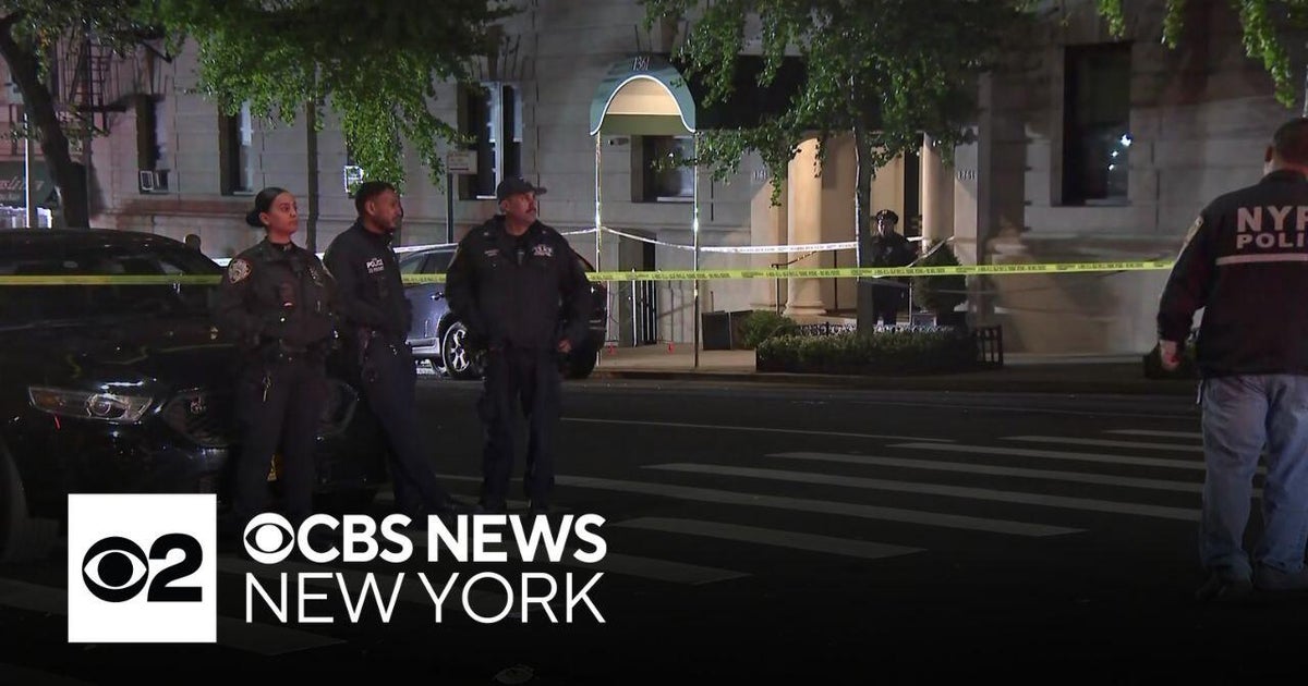 Man shot after exchanging gunfire with police on Upper East Side, NYPD ...