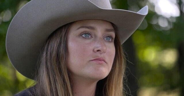 Tracker Dakota Black – CBS Information