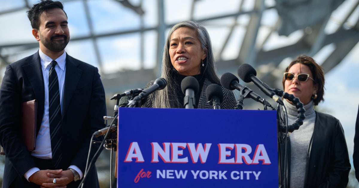 As Mayor-elect Mamdani's team takes shape, transition says about 50,000 people applied for City Hall jobs