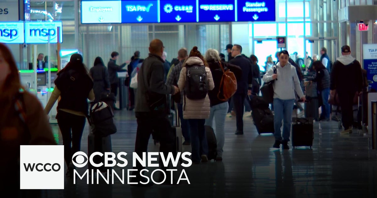 Flight restrictions lifted ahead of Thanksgiving travel - CBS Minnesota