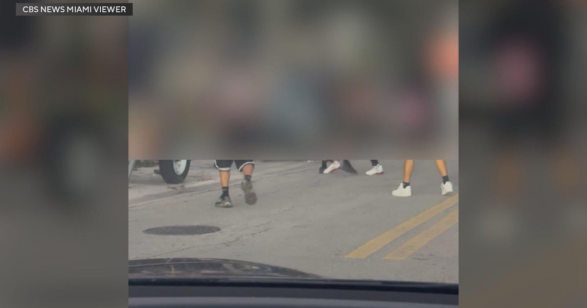 Witness video shows moments leading up to, during shooting involving teens in Miami