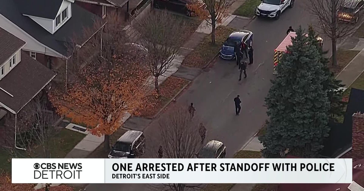1 arrested after standoff in Detroit; Pistons on a winning streak ...