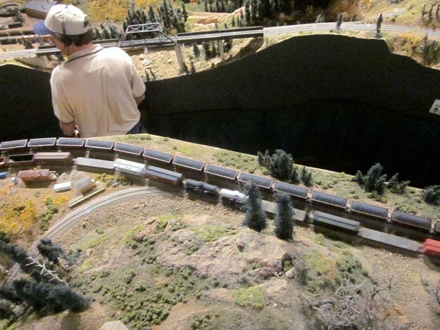 model-train.jpg 