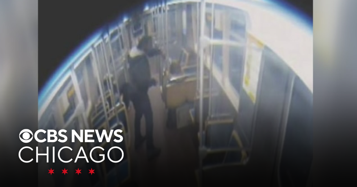Man faces federal charges after allegedly setting woman on fire on ...