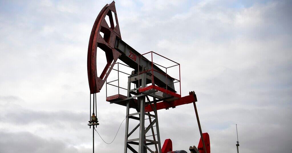 Sanctions have choked Russia's oil industry, a key source of Kremlin funds, Treasury finds