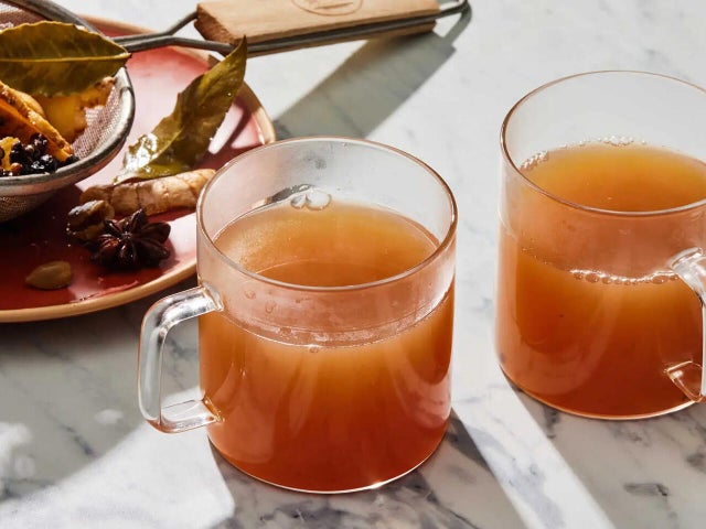mulled-cider-nyt-cooking.jpg 