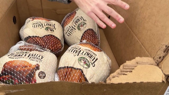 6p-pkg-turkey-giveaway-wcco98o1.jpg 