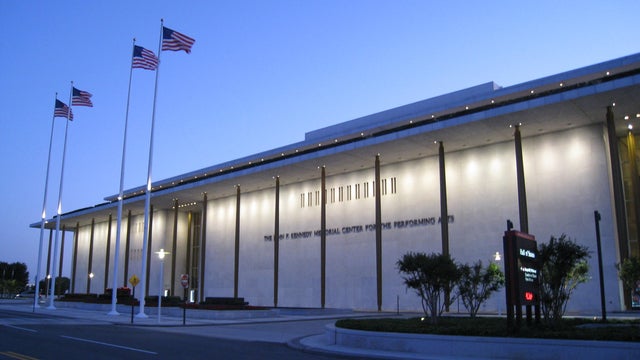 kennedy-center-3565852634.jpg 