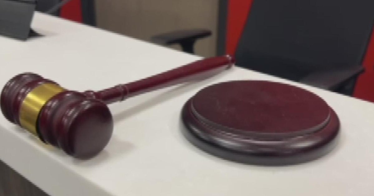 Michigan church choir leader accused of exploiting teen girl