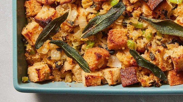 thanksgiving-stuffing-nyt-cooking.jpg 