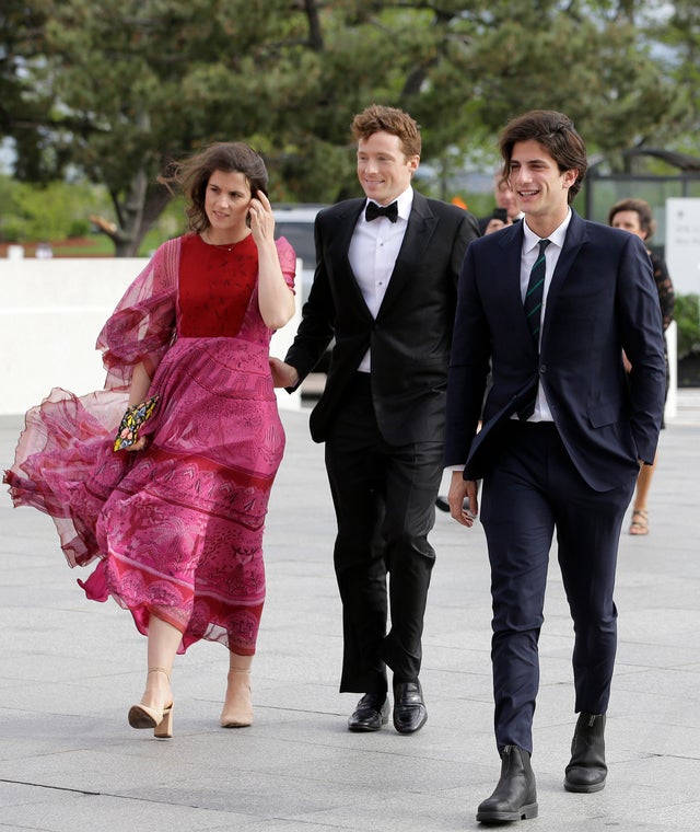 Tatiana Schlossberg and family members 