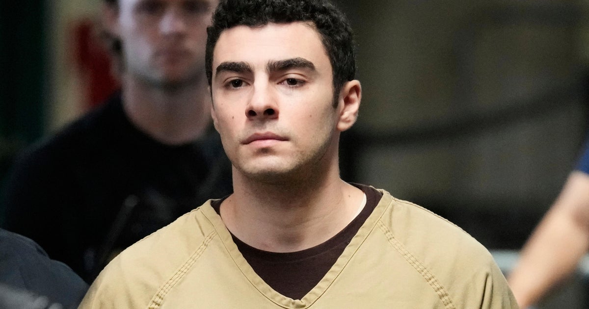 Luigi Mangione heads back to court for pretrial hearings in NYC