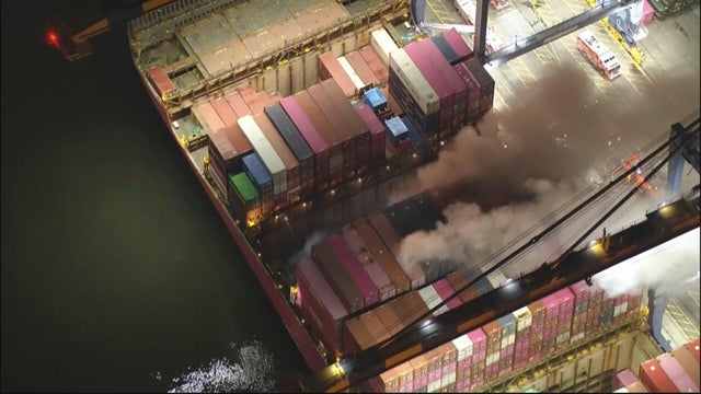 boat-fire-port-of-la.jpg 
