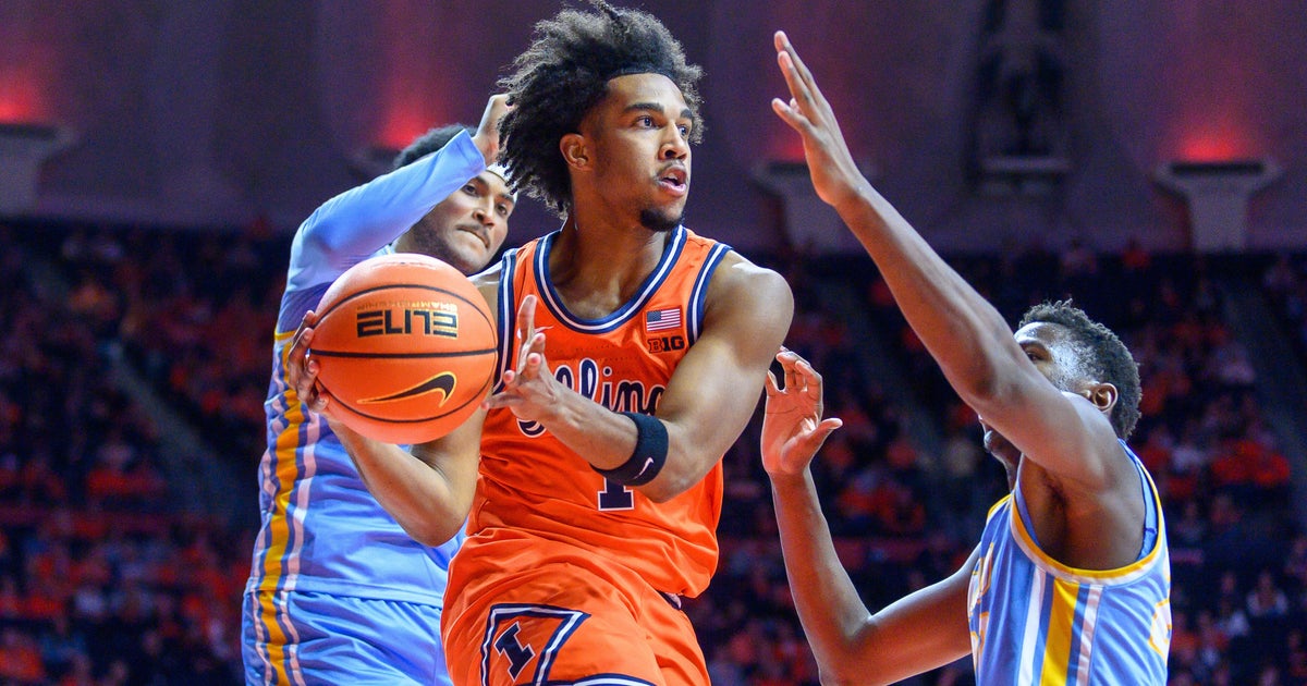 Stojakovic scores 20 points as No. 8 Illinois routs Long Island 98-58