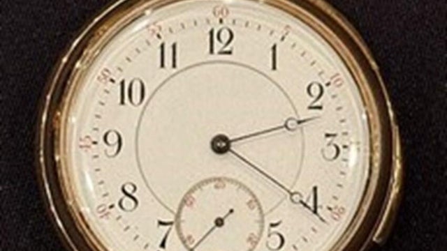 straus-pocket-watch.jpg 
