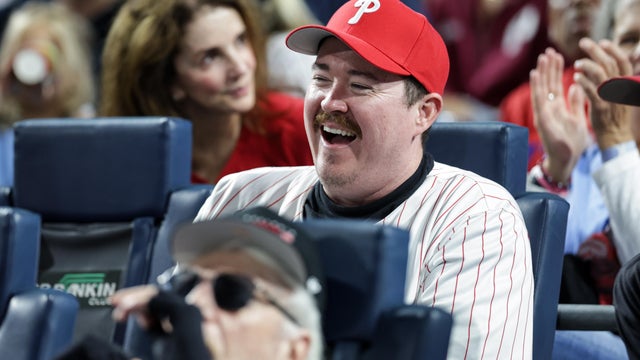 Division Series - Los Angeles Dodgers v Philadelphia Phillies - Game 2 