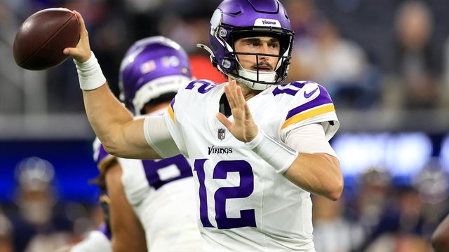 Minnesota Vikings v Los Angeles Chargers 