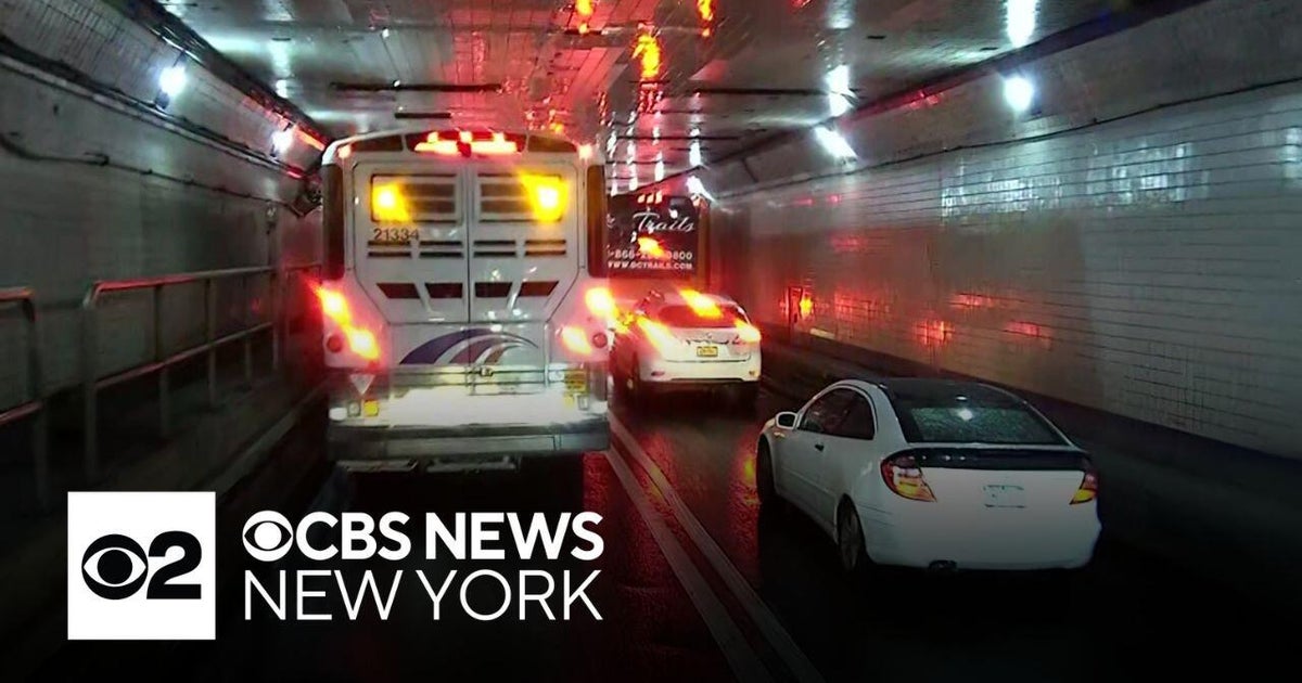 Travelers cope with Thanksgiving travel getaway