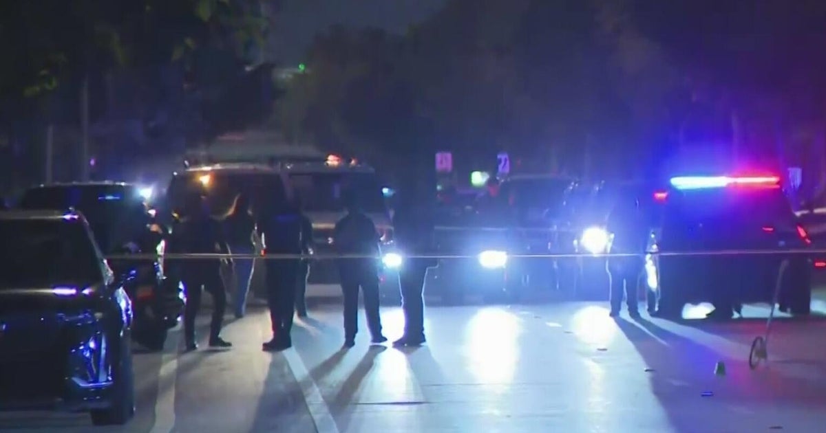 Search continues for driver who nearly ran over Miami Gardens police ...
