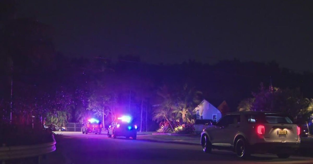 Elderly Davie couple found shot in home died in murder-suicide, police ...