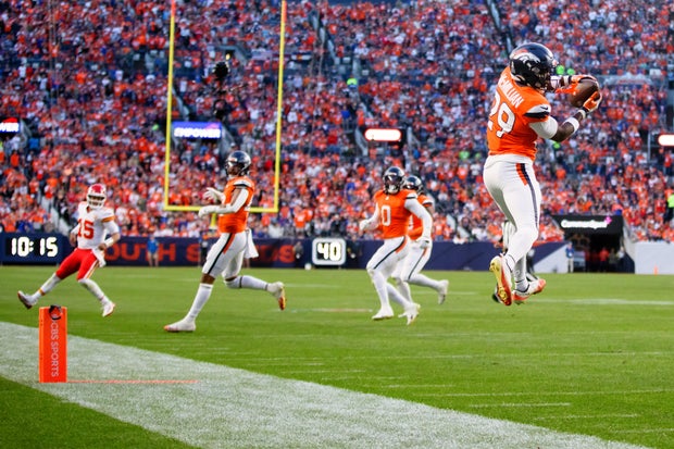 Kansas City Chiefs v Denver Broncos - NFL 2025