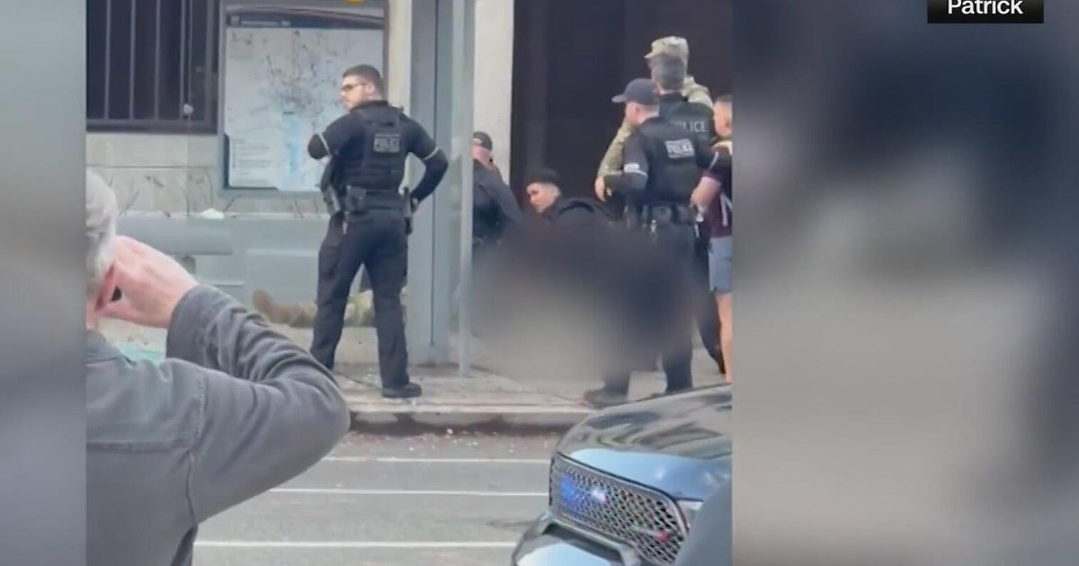 Two National Guard troops shot near White House; suspect in custody