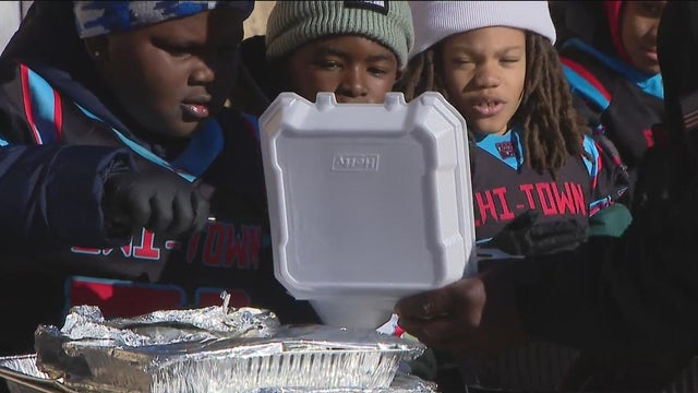 Garfield Park Little League football teams Thanksgiving 