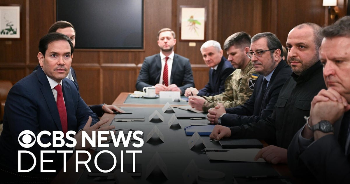 U.S. and Ukrainian officials discuss ending Russia-Ukraine war