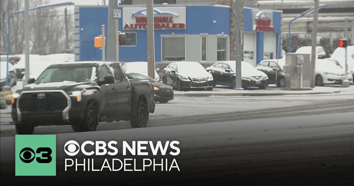 Snow starts accumulating in Lehigh Valley; sleet turns to rain in Chester County | NEXT Weather
