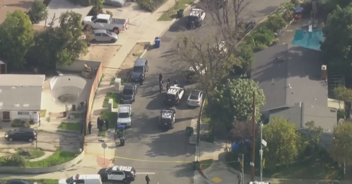 Incident ends with Los Angeles police shooting in Van Nuys; 2 injured, 1 in custody