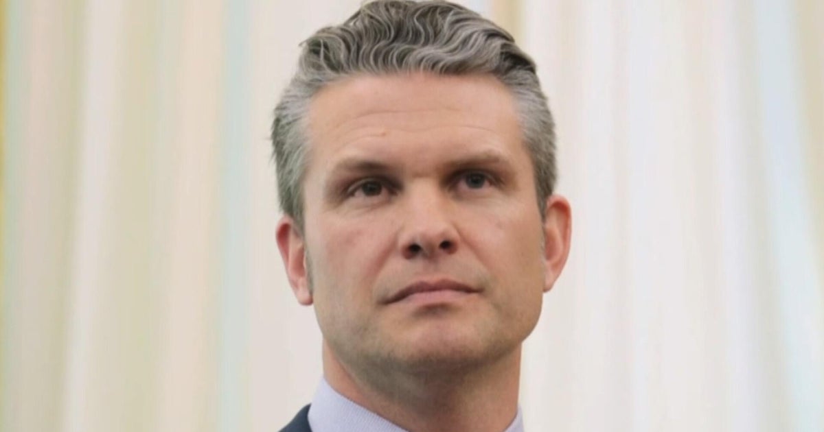 Hegseth is "distancing himself from that second strike," retired Lt. Colonel says