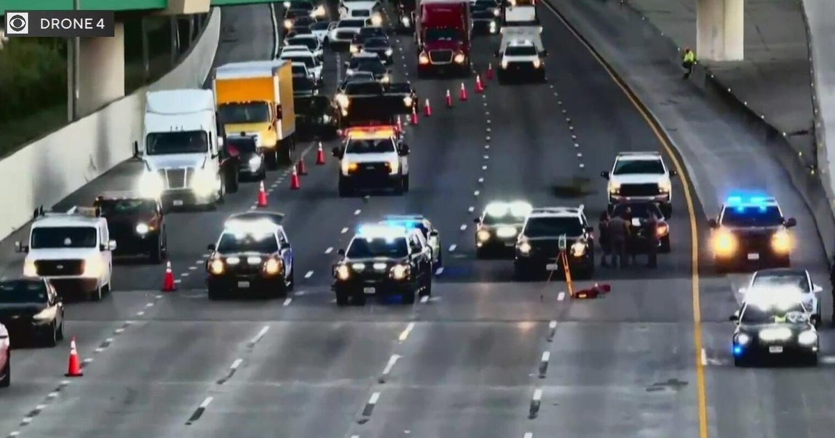 2 killed in Florida Turnpike crash in Davie, FHP says