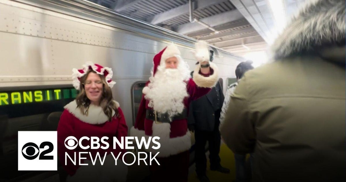 Santa Train delivers smiles to hundreds of kids aboard NJ Transit - CBS ...