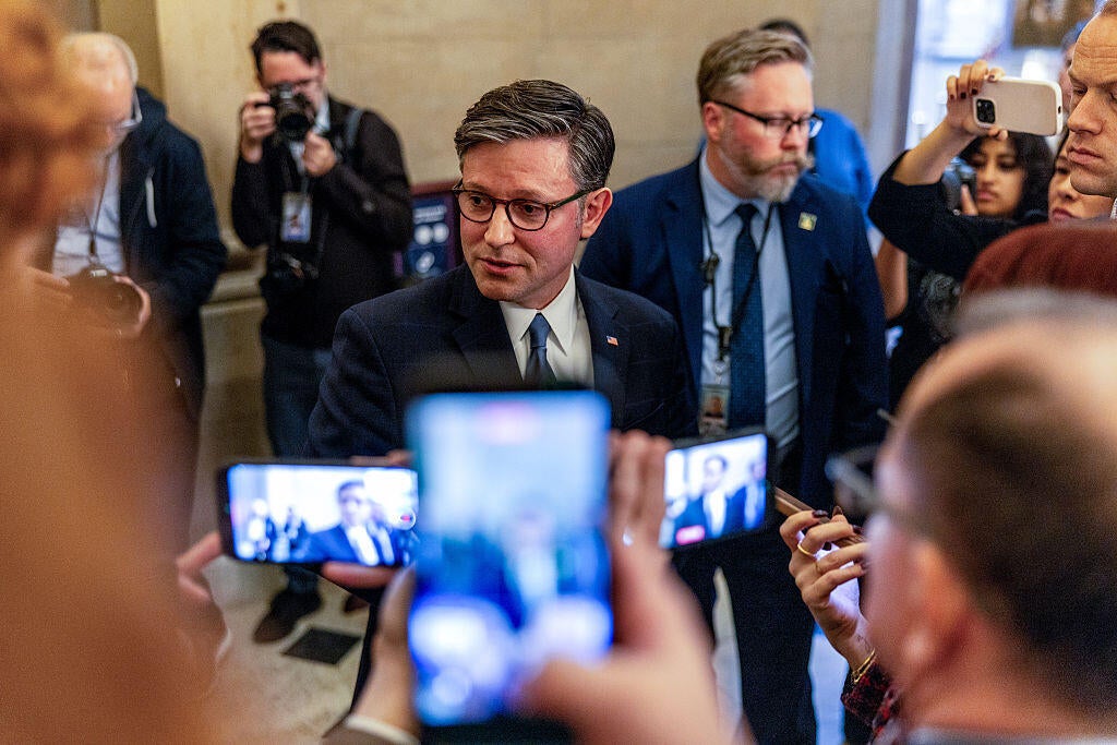 House to vote today on must-pass $900 billion defense policy bill