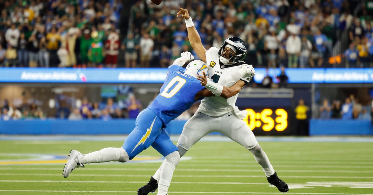 Dicker kicks winning field goal, Jefferson's interception seals ...