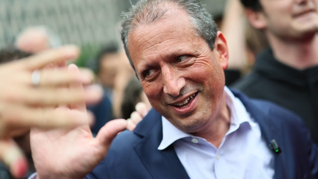 NYC Comptroller And Mayoral Candidate Brad Lander Arrested By ICE At Immigration Court 