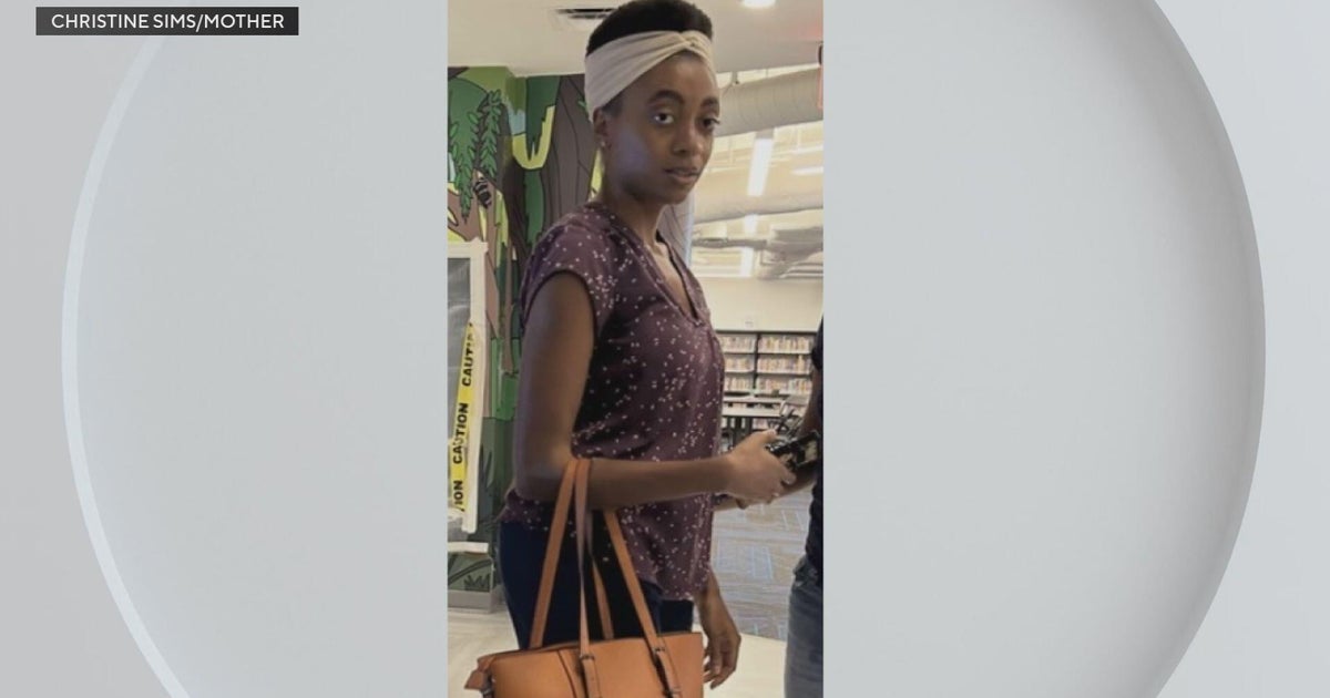 South Florida mother pleads for help finding missing 28-year-old daughter: