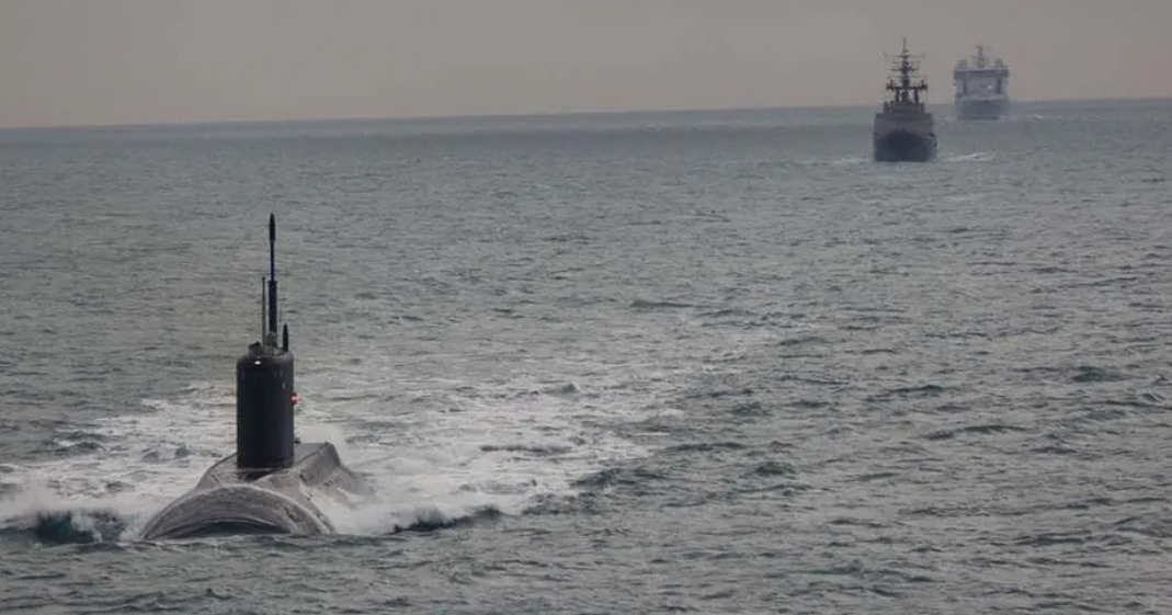 Russian submarine tracked for 3 days in English Channel by British navy amid Moscow’s “underwater threats”