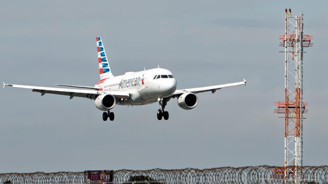 American Airlines Airplanes Landing At Miami International Airport 