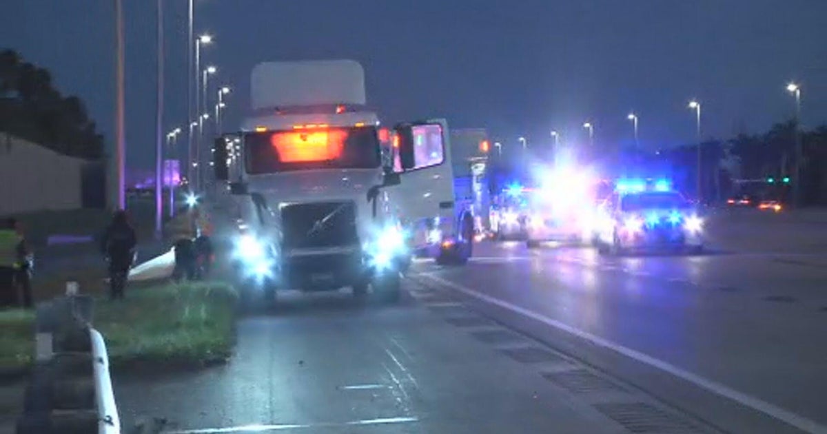 Man struck and killed by tractor-trailer on Florida’s Turnpike near Tamiami, FHP says