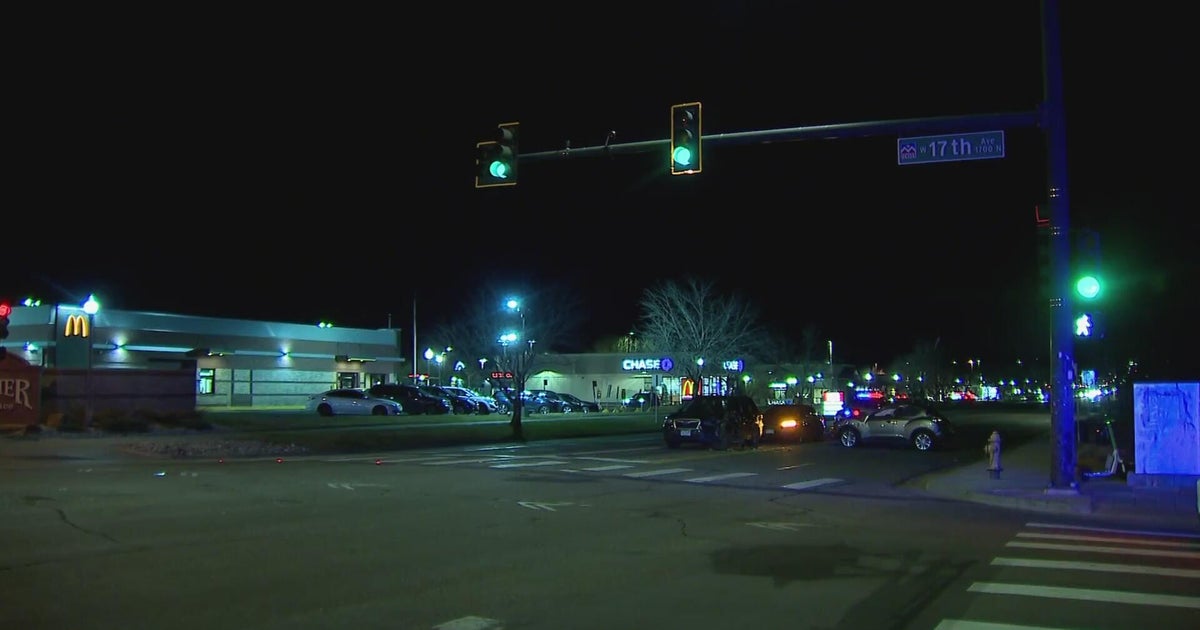 Denver police searching for driver in hit-and-run after 4 vehicle crash ...