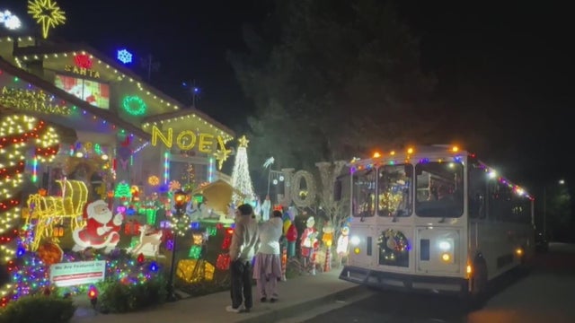 Livemore Trolley Lights Tour 